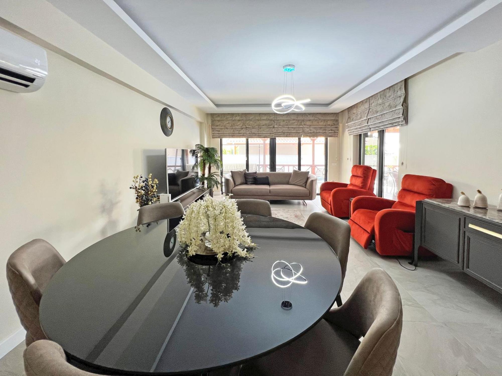 Paradise Town Majesty Villa *